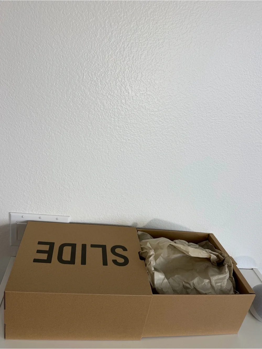 Adidas Yeezy Slide Resin Mens 8 Slides